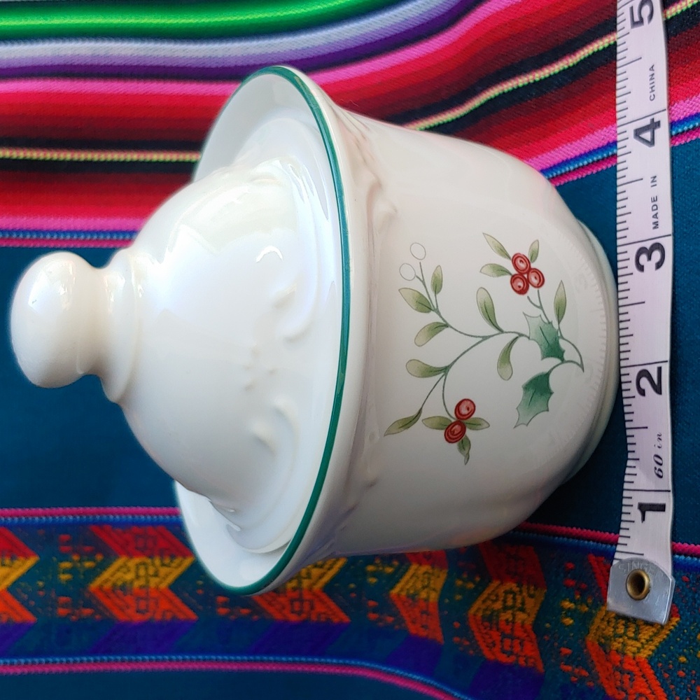 Pfaltzgraff Ceramic Holly Sugar Bowl and Creamer Pitcher - Picture 11 of 14